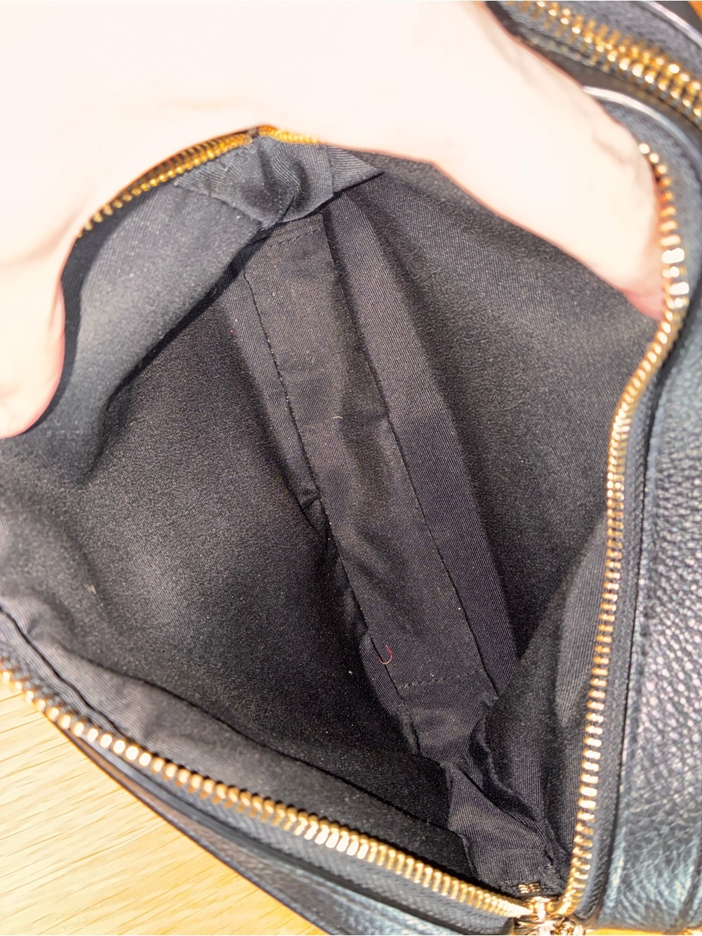 EUC- Coach F75818 Leather Crossbody- Black/Gold Strap - Picture 9 of 9